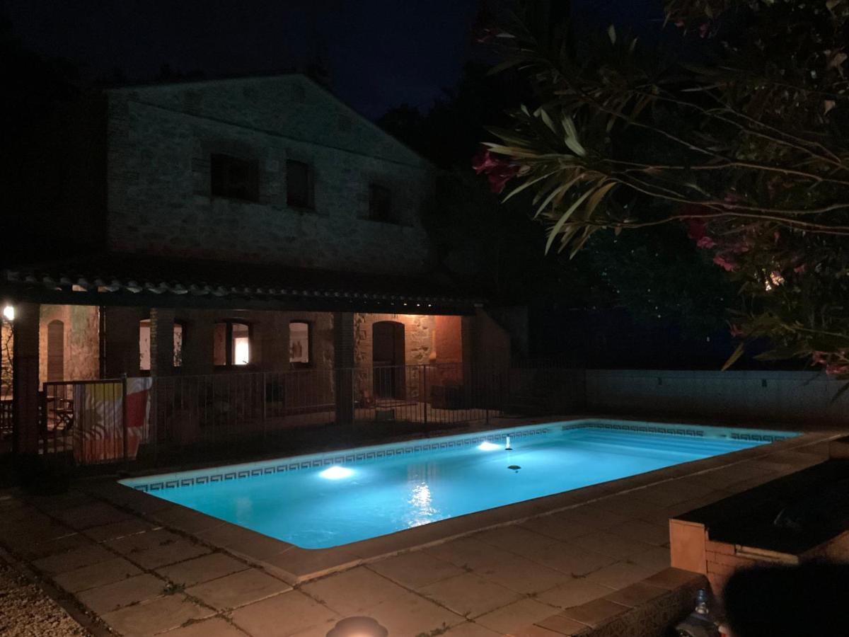 Le Mas Petit Thuir Exteriér fotografie