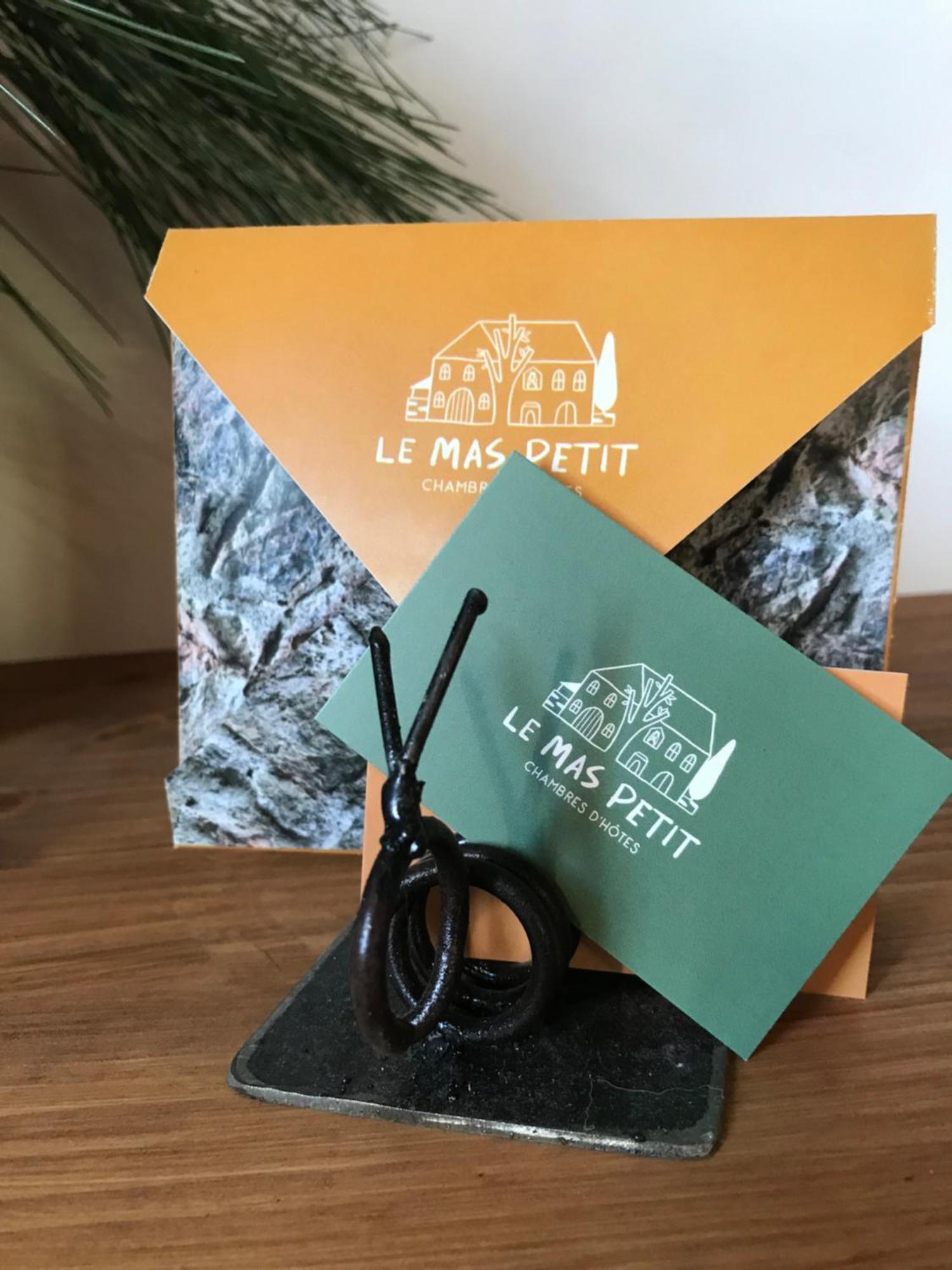 Le Mas Petit Thuir Exteriér fotografie